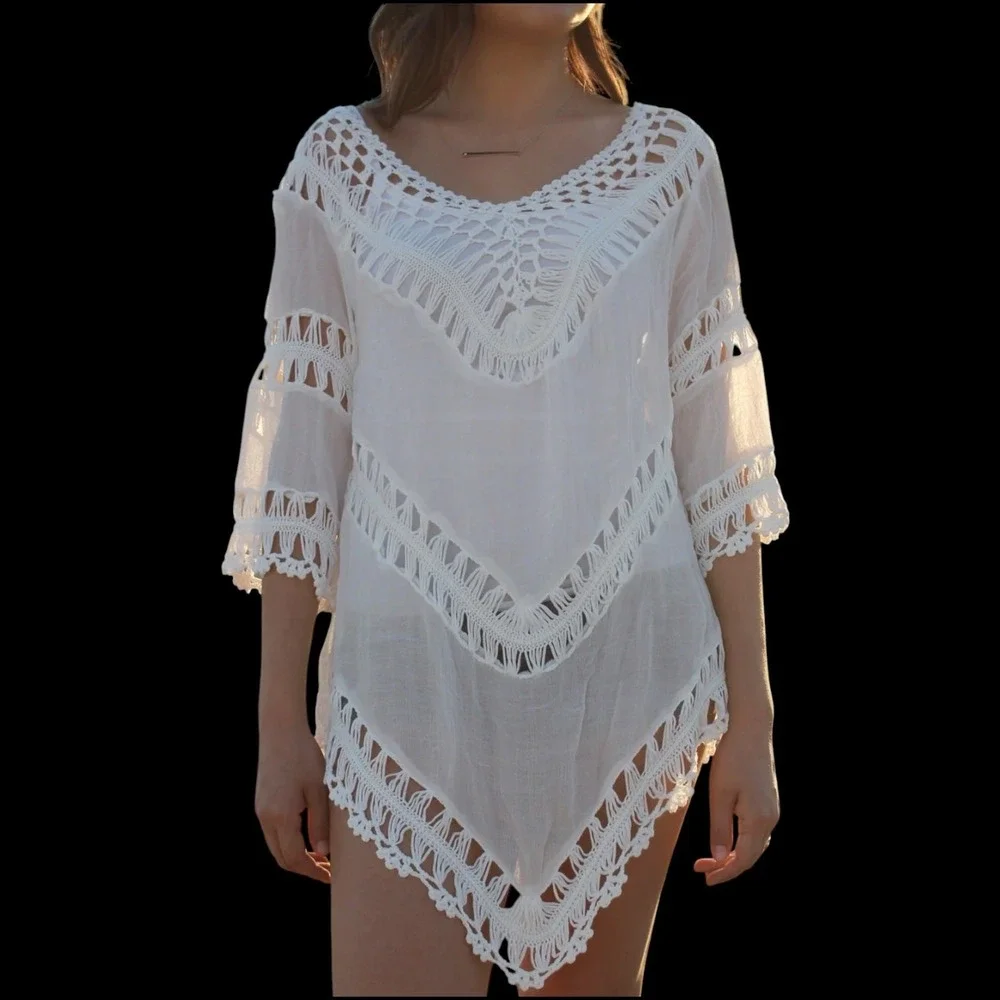 Ivory Crochet‎ Lace Tunic NWT Size S V Neck Boho Beach Cover Up Sharkbite Hem
